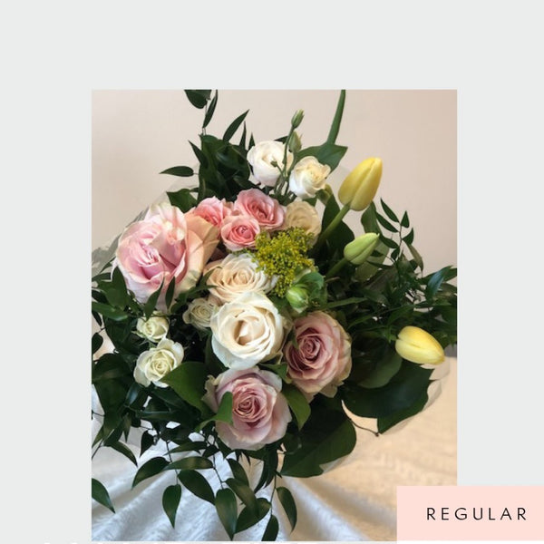Hand-Tied Bouquet, Regular